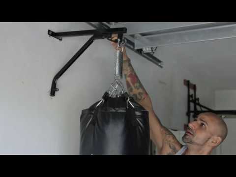 Heavy Bag Wall Mount by Yes4all - Tips to make installation a breeze #Boxing #HomeGym #HeavyBag #DIY