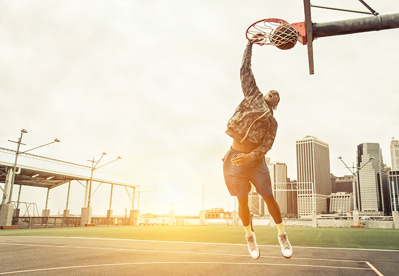 basketball dunking