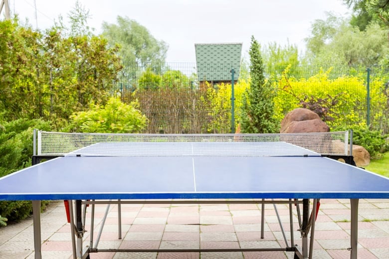outdoor ping pong table