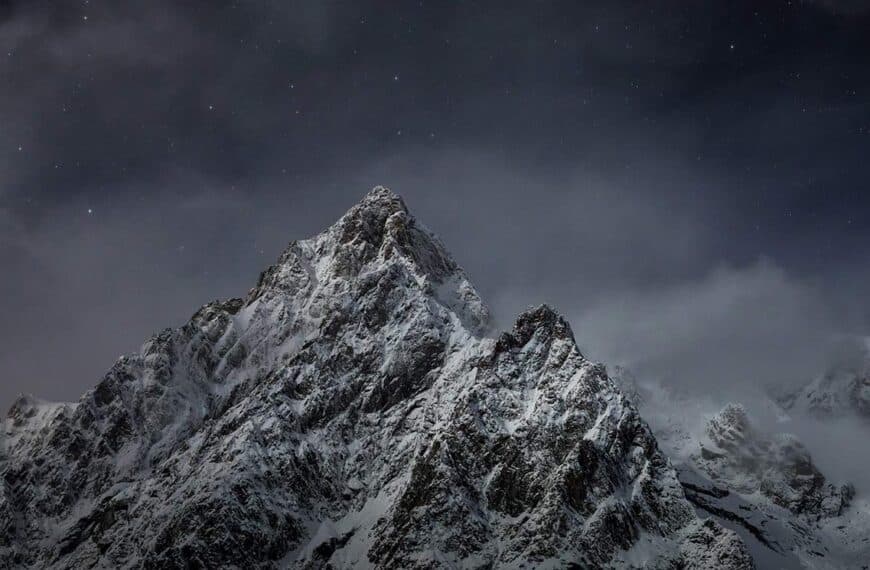 Plan Your Next Outdoor Activity From Pavement To Peak 133 Ultimate Guide to Conquering the Mount Everest Base Camp Trek Safely