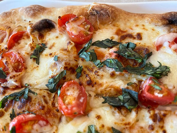 Panera Bread Margherita Flatbread Pizza Review 2 Panera Bread Margherita Flatbread Pizza toppings