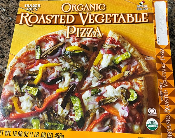 Trader Joe’s Organic Roasted Vegetable Pizza Review 1 Trader Joes Organic Roasted Vegetable Pizza box front