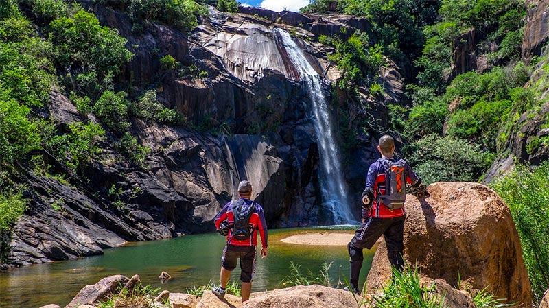 Break In Your Hiking Boots The Right Way With These Tips 2 hiking to waterfalls