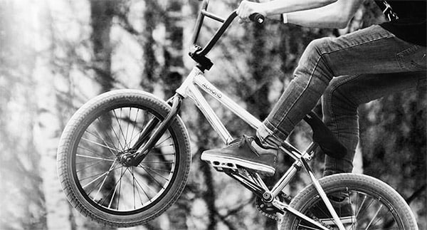 Trick, Stunt, Jump or Glide: Beginners Guide To Buying Your First BMX Bike (2022) 6 bmx bike rider