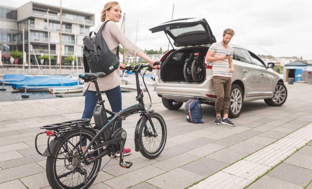 Replace Your Everyday Bike With One Of The Best Folding Bikes (2022) 6 couple with folding bike