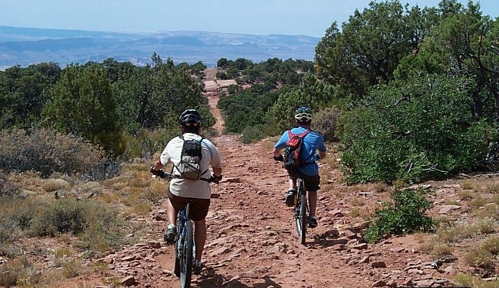 5 Best Mountain Bike Rides in Utah 4 porcupine rim trail